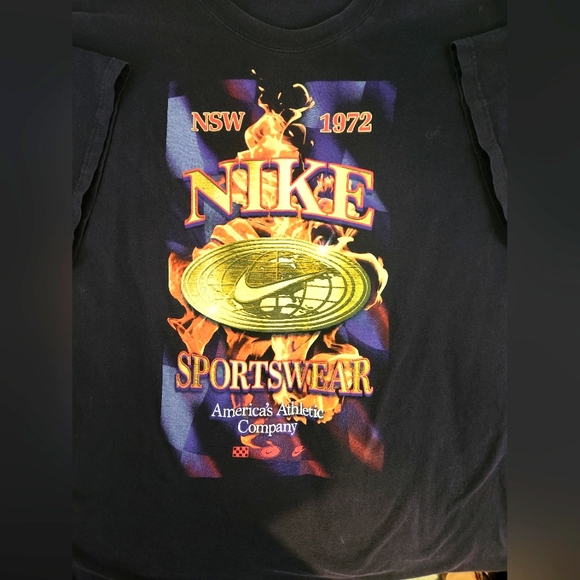 Nike NSW 1972 Shirt, Retro style branding, size XXL - Picture 4 of 9